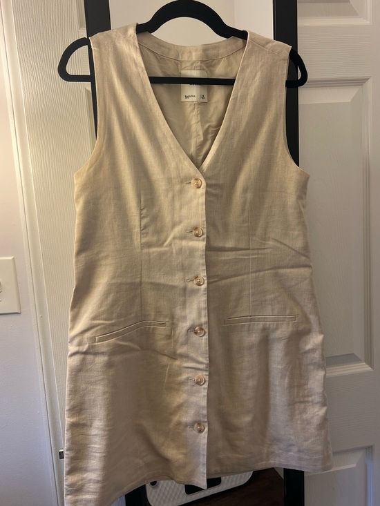 Abercrombie & Fitch Dresses & Skirts - Abercrombie & Fitch Cream Button-Front Mini Dress